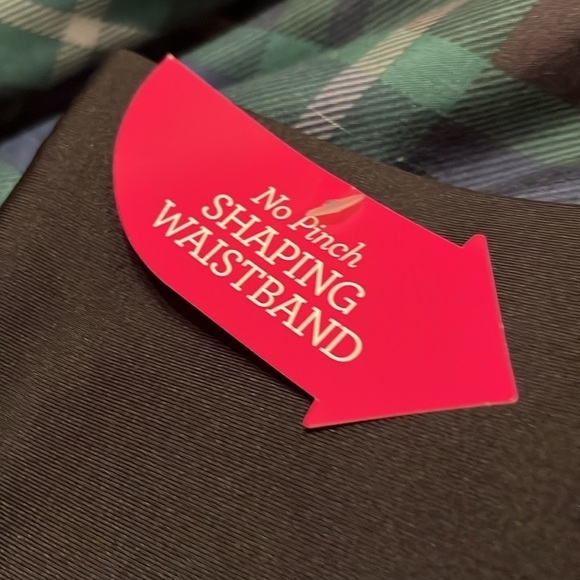 NWT Maidenform Womens Firm Control Shaping Brief  large - Picture 5 of 5